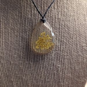 Yellow dried flower & hemp necklace